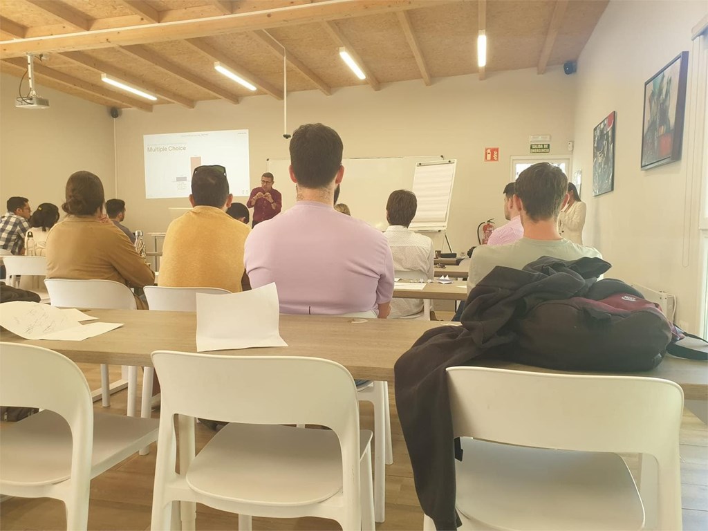 Volví a impartir el módulo “Mantener el equipo encaminado”, incluido en el Máster en Dirección de Proyectos con Certificación PMP®, en EF Business School